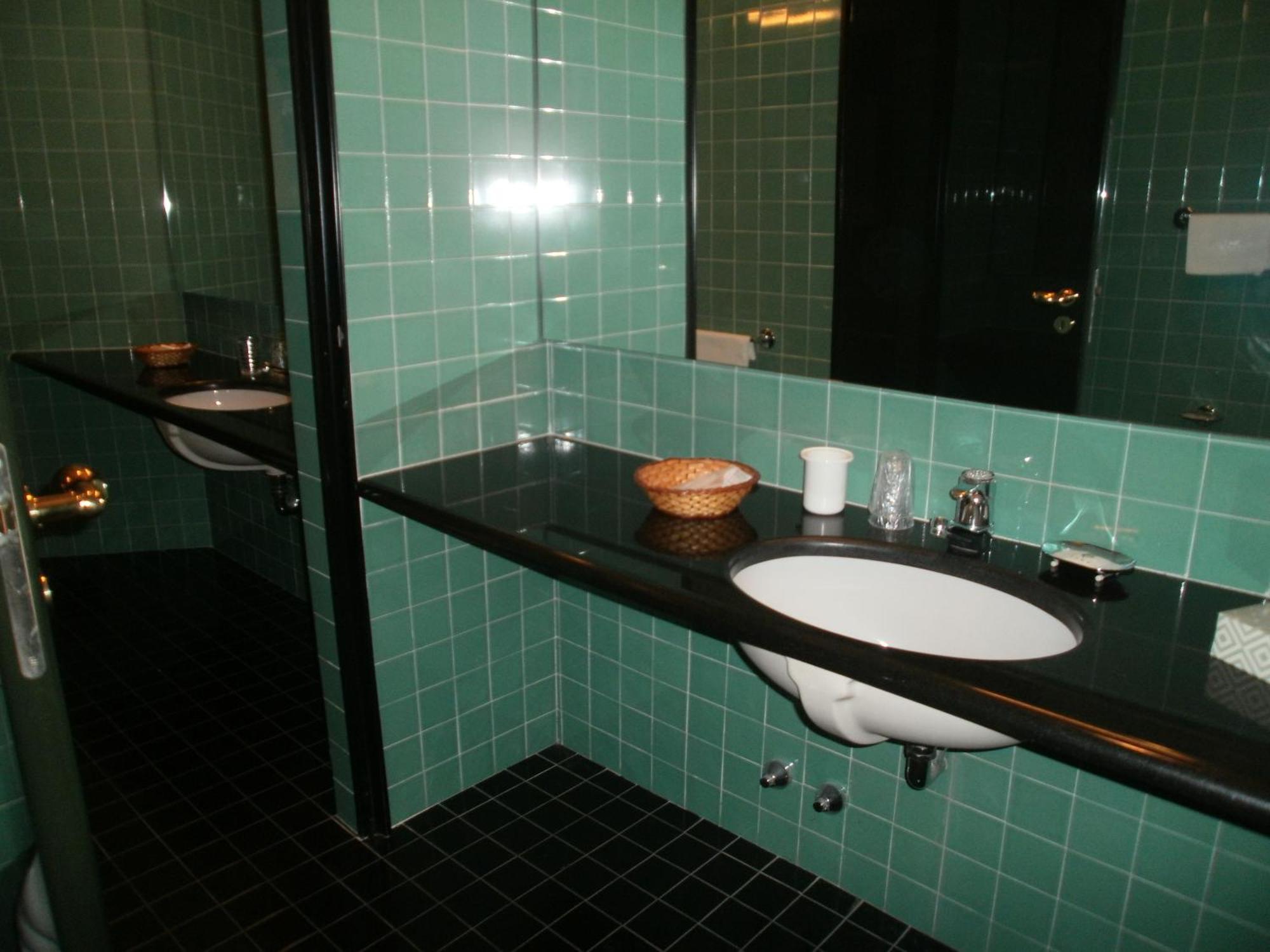 Albergo Villa & Roma Pallazzolo sullʼOglio Rum bild