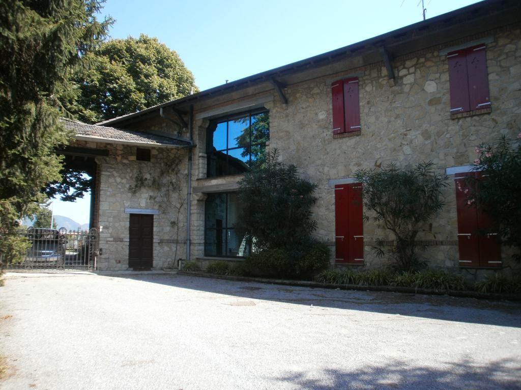 Albergo Villa & Roma Pallazzolo sullʼOglio Exteriör bild